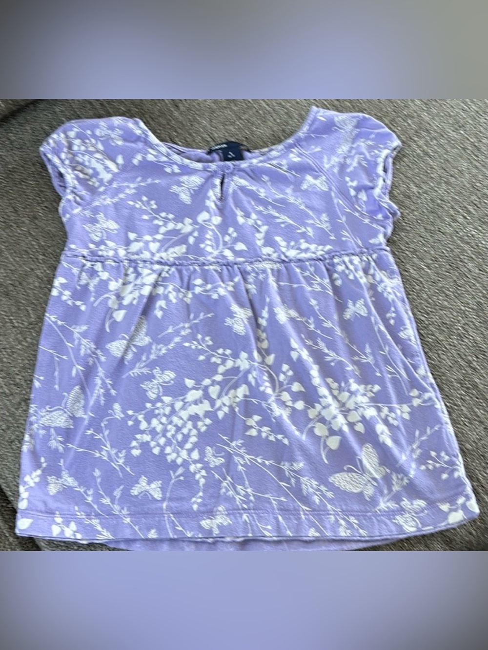 GapKids Girls Purple Floral Butterfly Keyhole Babydoll Cap Sleeve Top Size S 6-7